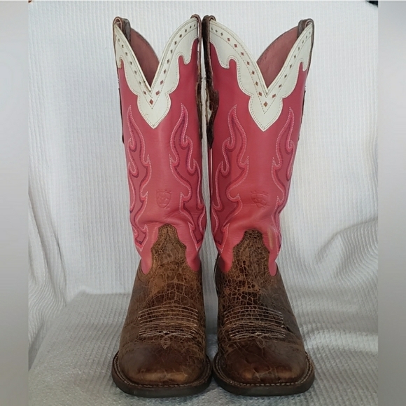 🌟SEE NEW LISTING!🌟🎀Barbie Pink 🌟 Vintage Cowgirl🎀💗Ariat Women's 🌟 - Picture 6 of 12